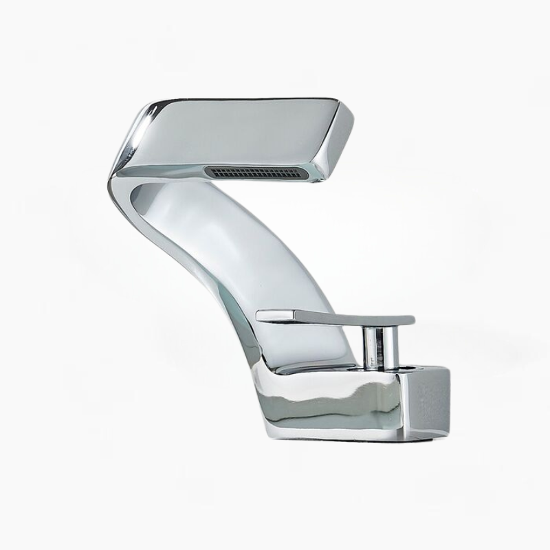 Modern Curved Faucet | Sleek Design and Contemporary Functionality