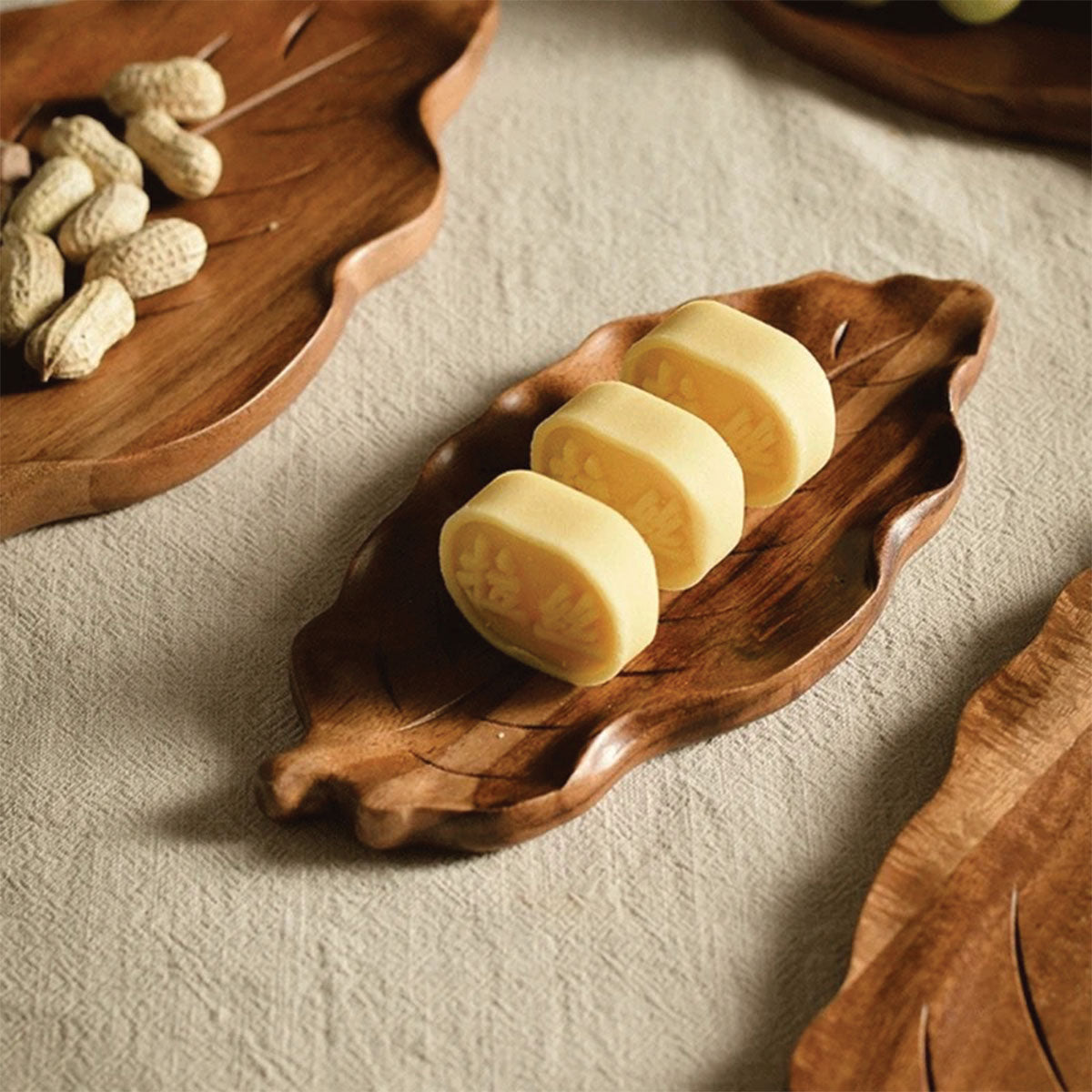 Abstract Walnut Leaf Wooden Serving Tray | Eco-Friendly - Artistic Dessert, Appetizer, Jewellery Organizer