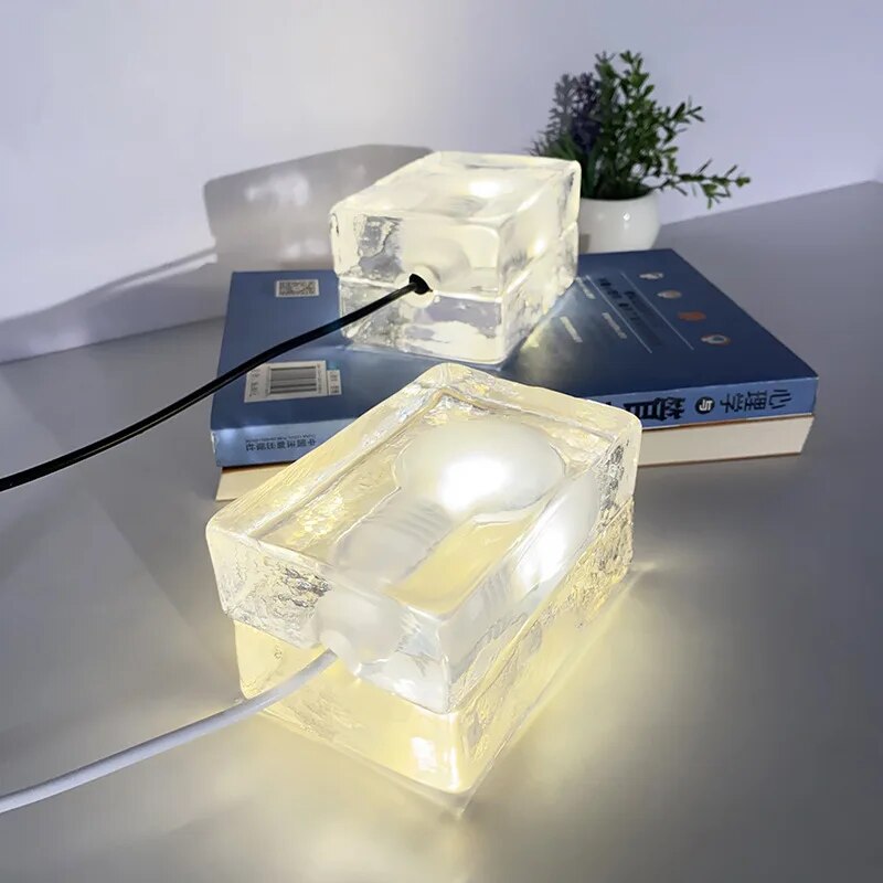 Crystal Clear - Table Lamp Transparent