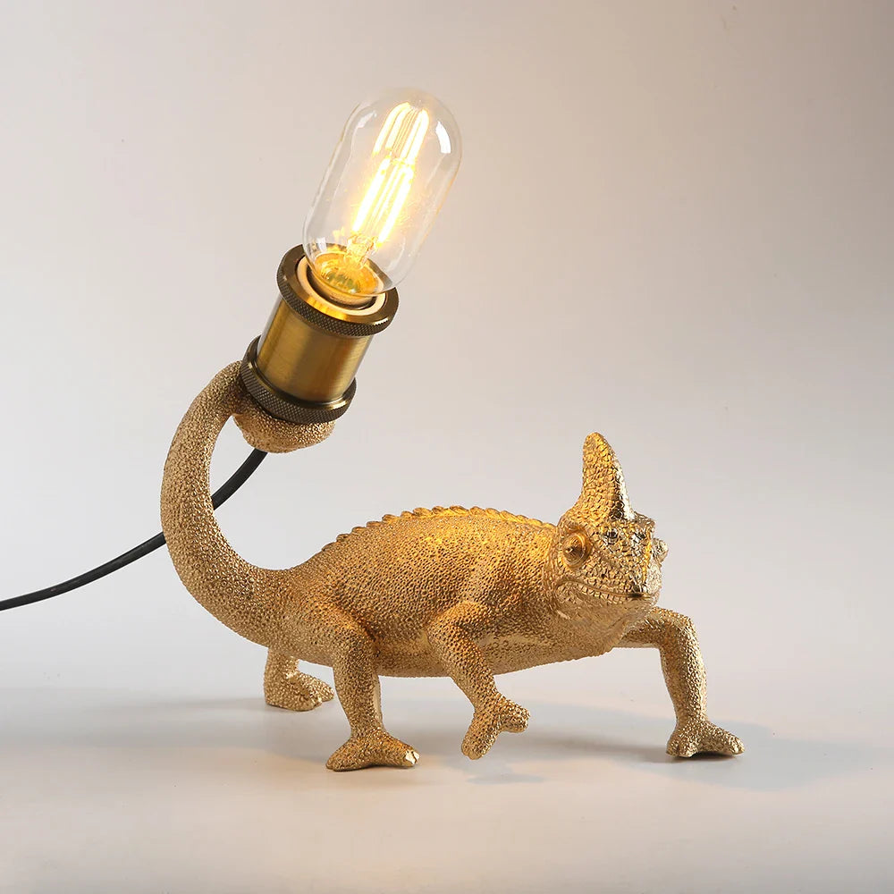 CamoGlow - Chameleon Table Lamp