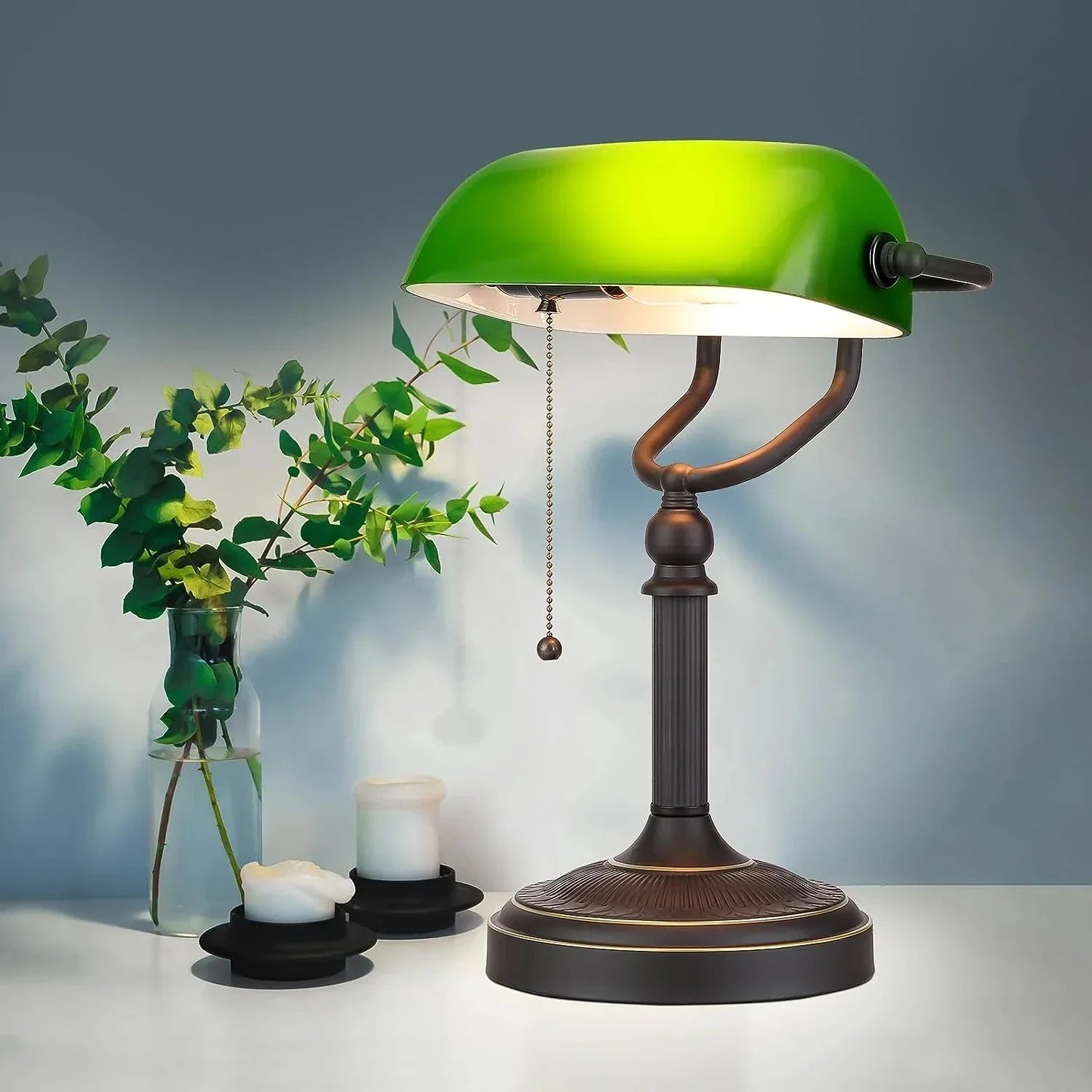 TimelessBank - Classic Green Banker Lamp