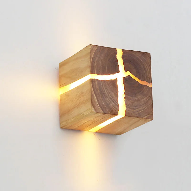 SolidWood - Cube Craft Wall Light