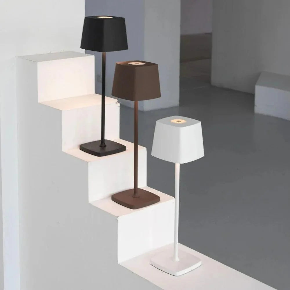 LuxLight - Wireless Table Lamp