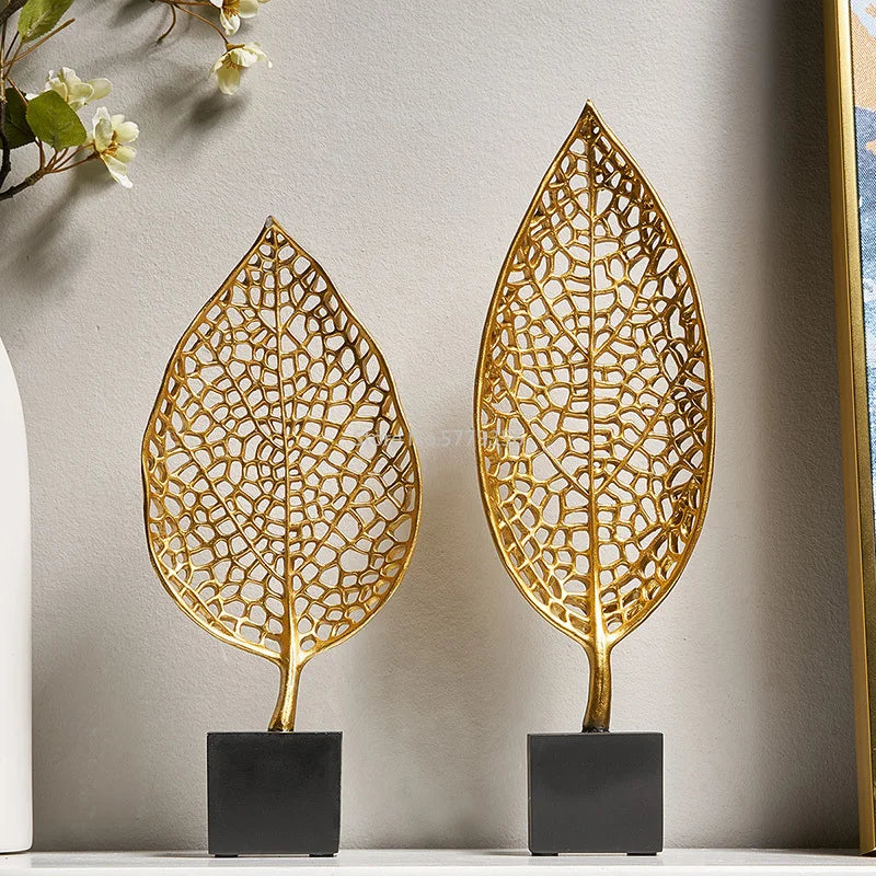 LuxeLeaf - Golden Leaf Decorations