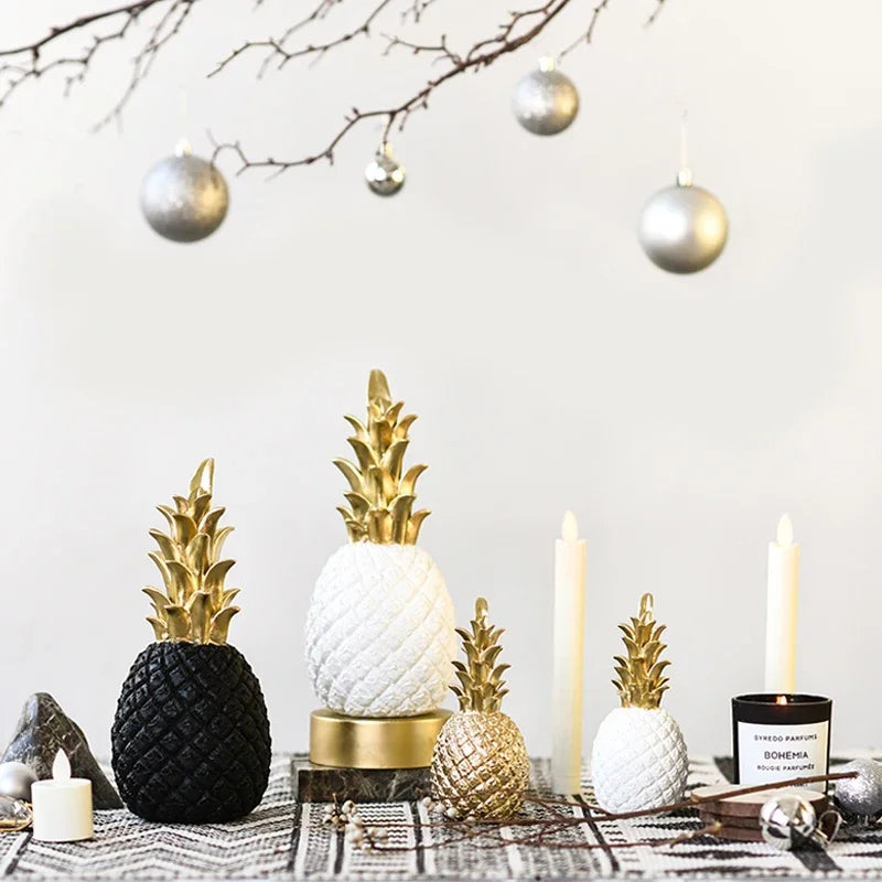 LumiPine - Gold Pineapple Home Decor