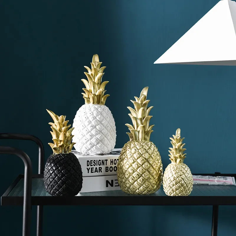 LumiPine - Gold Pineapple Home Decor