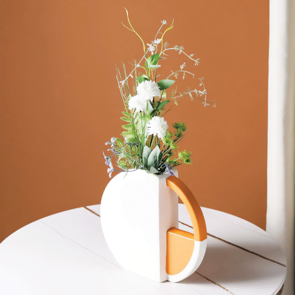 Odal Ceramic Vase | Chic Accent Piece for Any Room