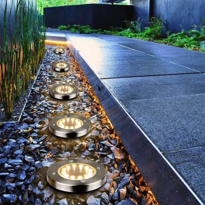 LED Solar Garden Lights | Deluxe Waterproof Outdoor Lighting