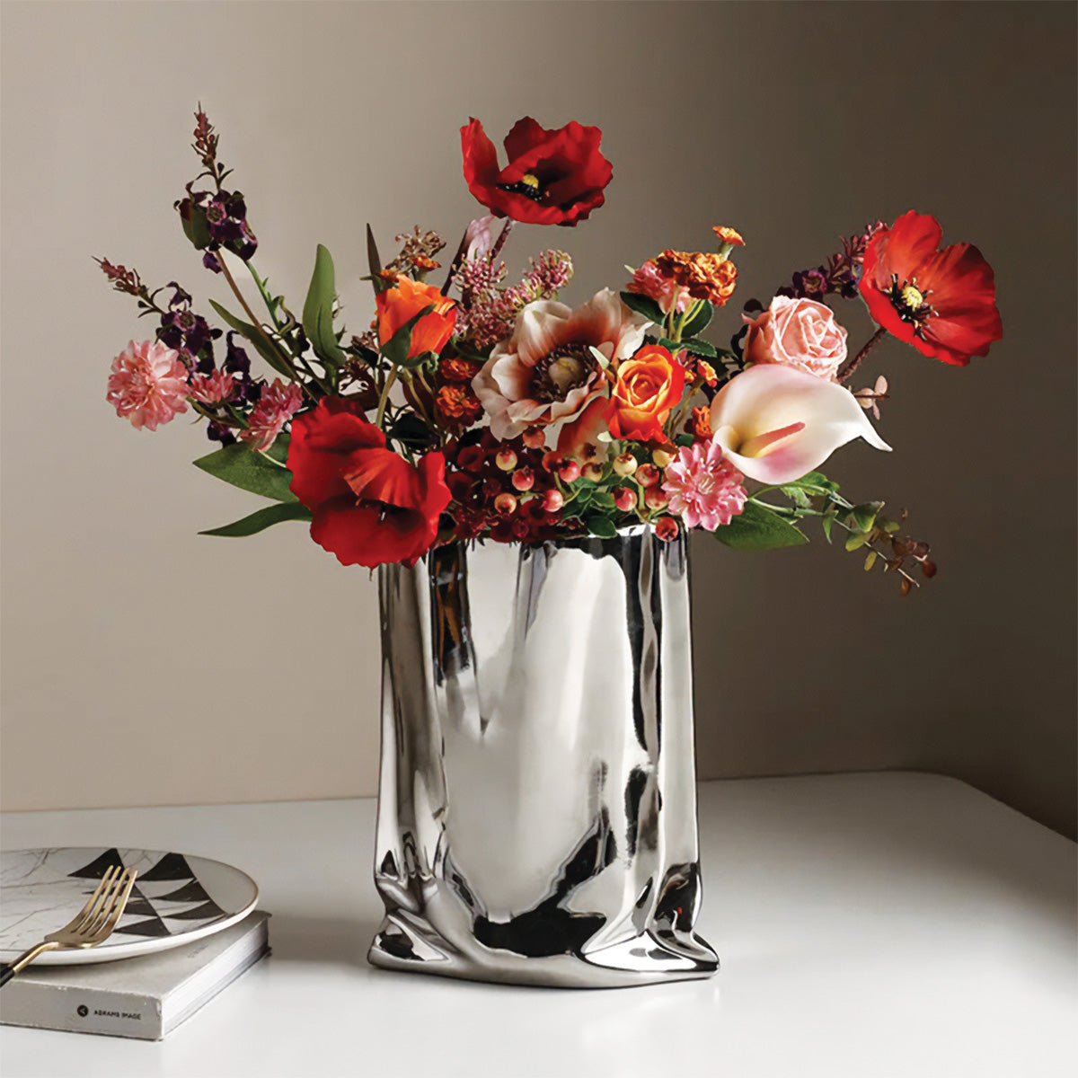 Pleated Flower Vase | Contemporary Decor, Ideal for Any Room