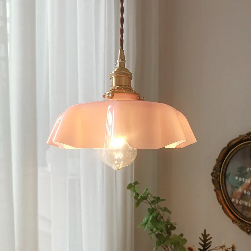 FrenchElegance - Brass Pendant Light