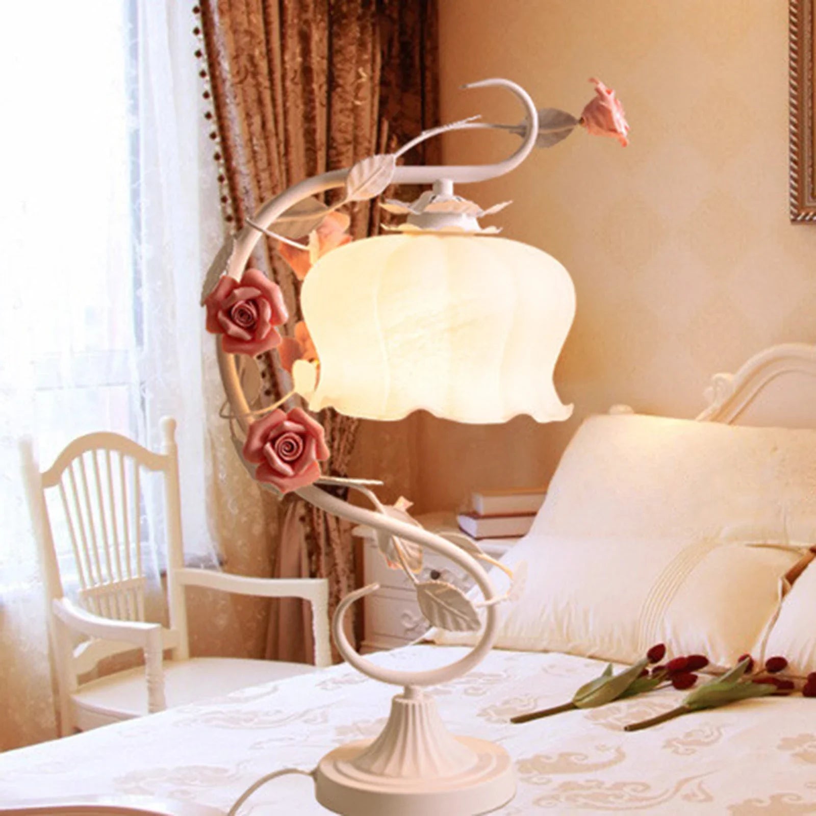 EuroGlow - Table Lamp in European Style