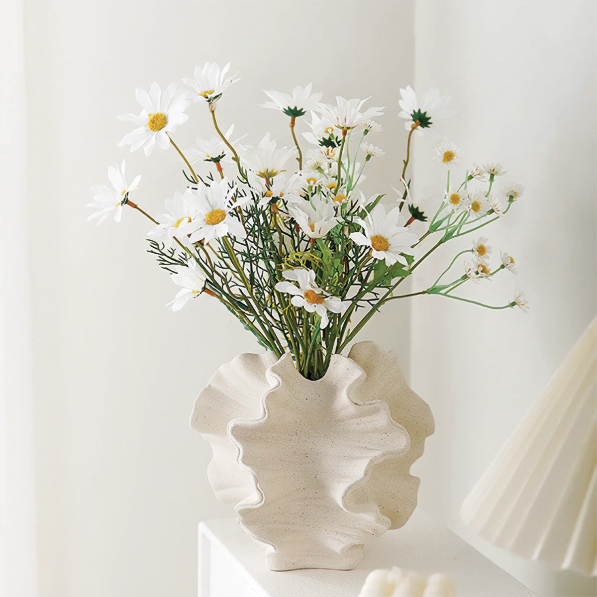 Uni Vase | Modern and Stylish Vases for Any Space