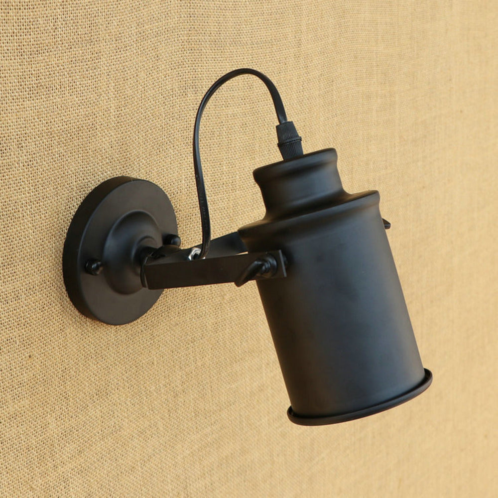 IronSwivel - Swiveling Wall Lamp made of Iron