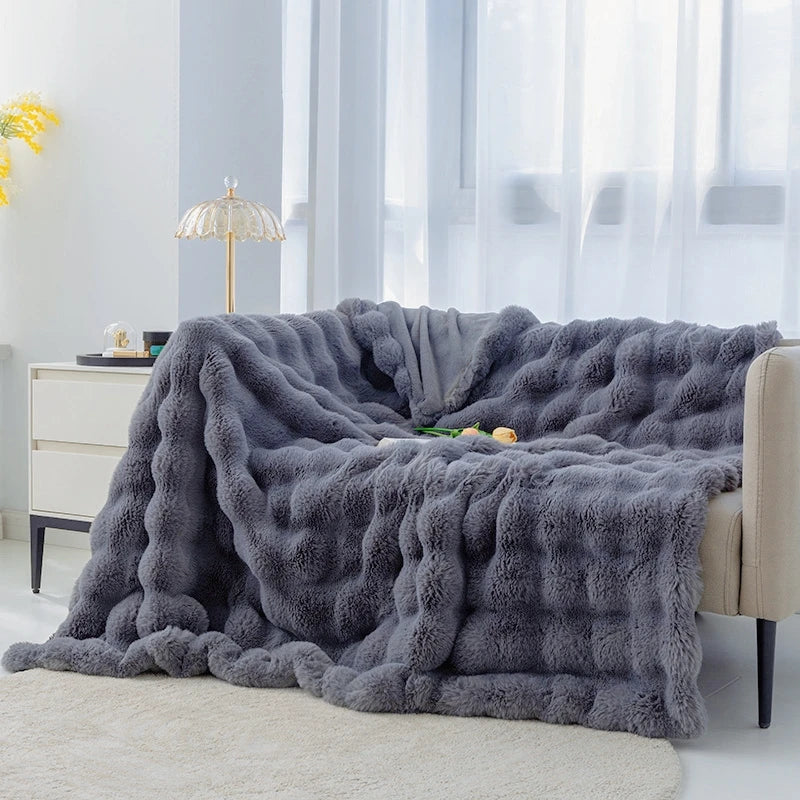 FuzzyComfort | Plush Blanket