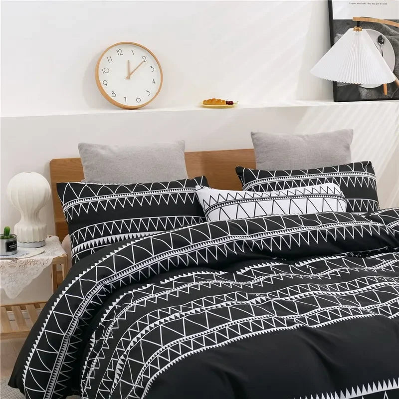 SleekStripes | Striped Bedding Set