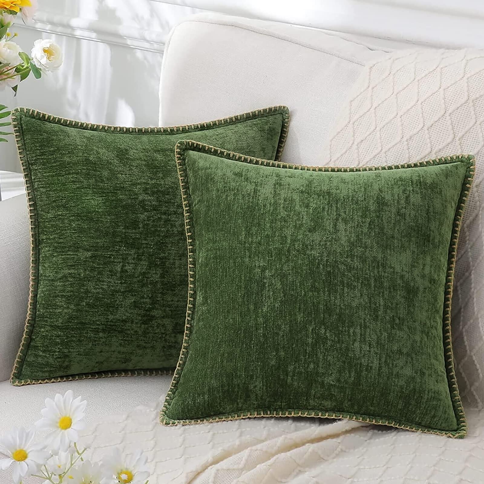 LuminaLuxe - Chenille Cushion Cover