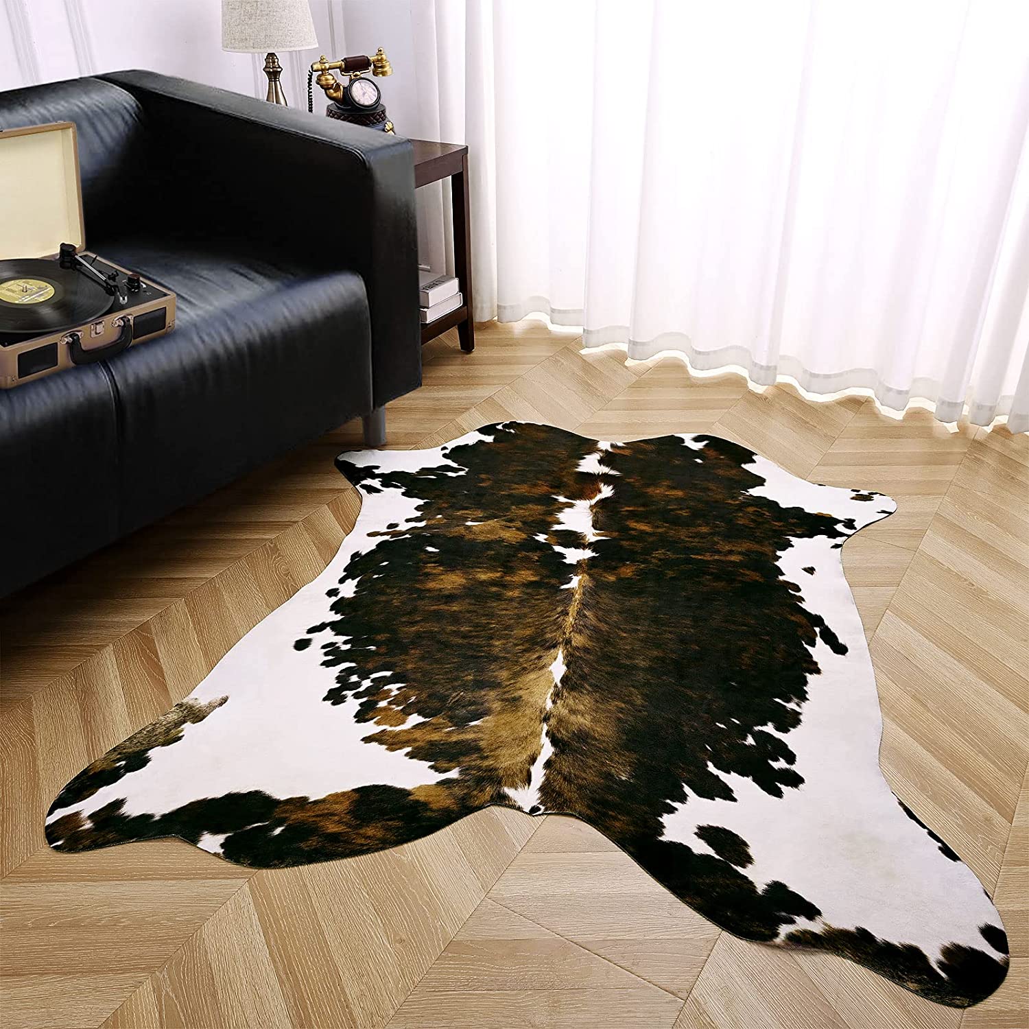 VersatileDecor - Premium Cow Print Rug