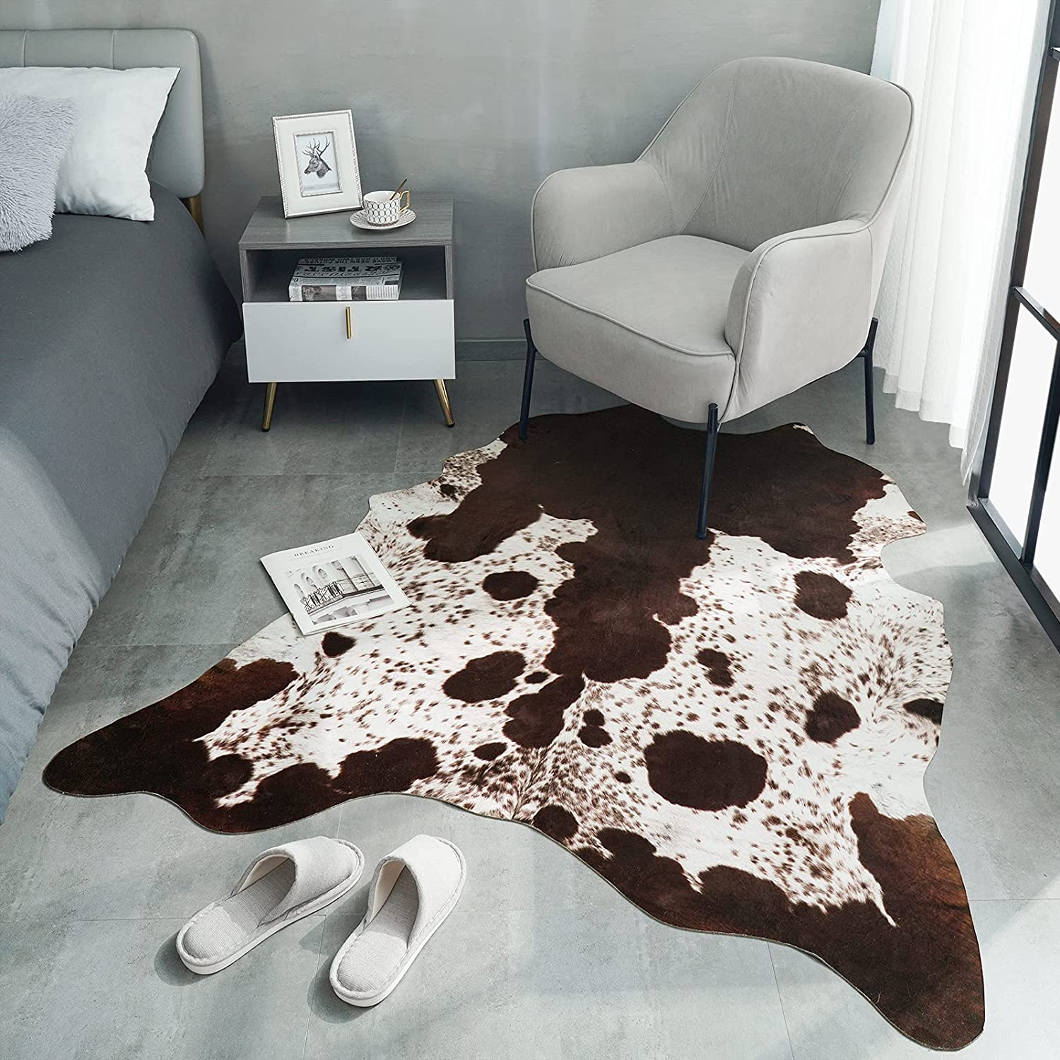 VersatileDecor - Premium Cow Print Rug